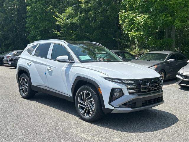 new 2025 Hyundai TUCSON Hybrid car, priced at $40,904
