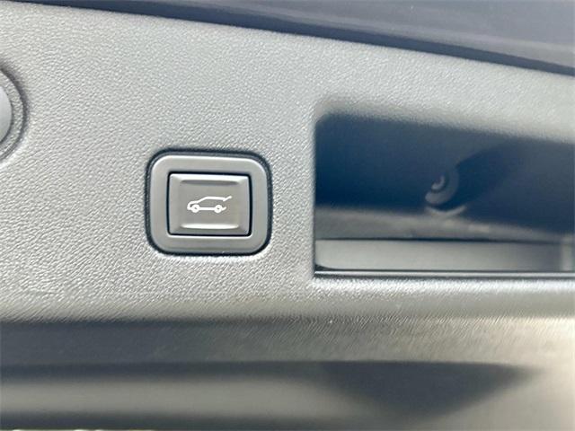 used 2020 Chevrolet Equinox car, priced at $21,900