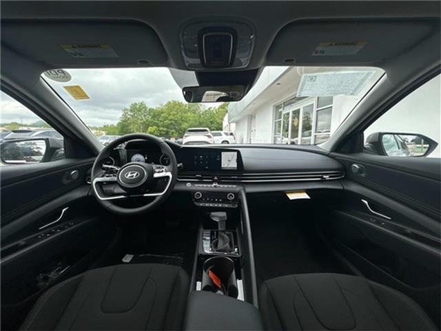new 2025 Hyundai Elantra car, priced at $25,220