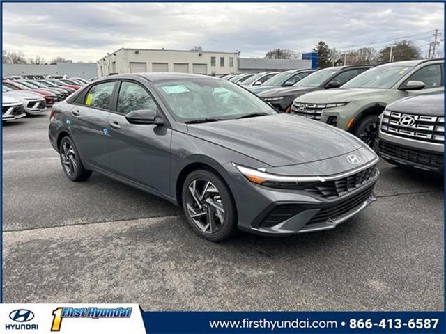 new 2025 Hyundai Elantra car, priced at $22,674