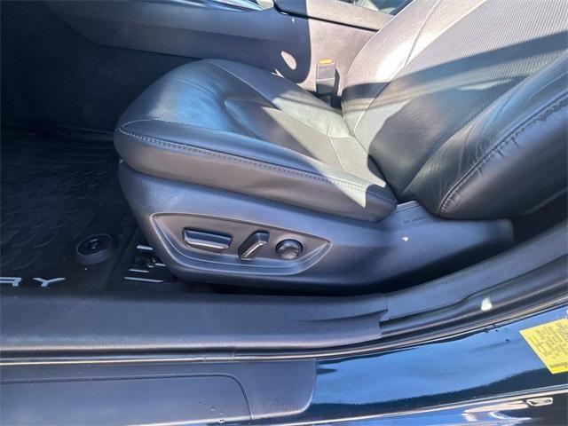 used 2020 Toyota Camry Hybrid car, priced at $25,500