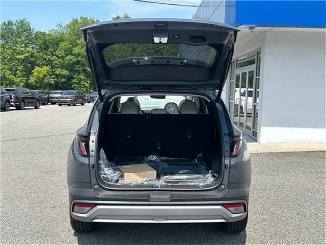 new 2025 Hyundai Tucson car, priced at $38,561