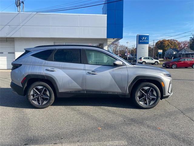 new 2025 Hyundai Tucson Hybrid car, priced at $37,070