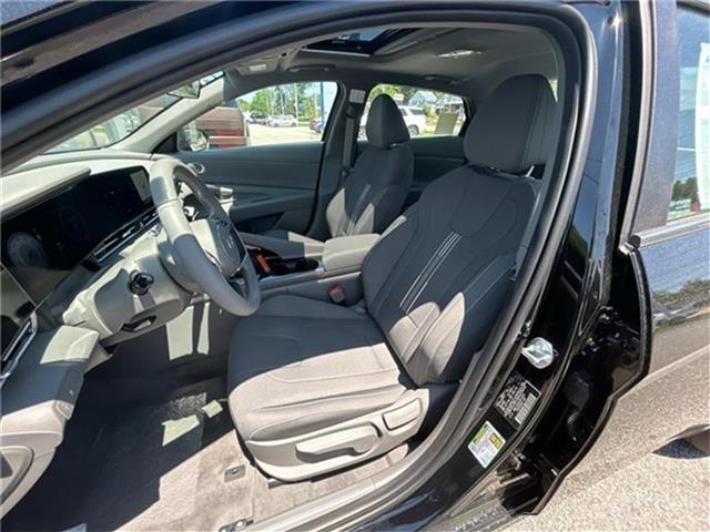 new 2025 Hyundai Elantra car, priced at $25,220