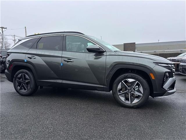 new 2025 Hyundai TUCSON Hybrid car, priced at $35,993