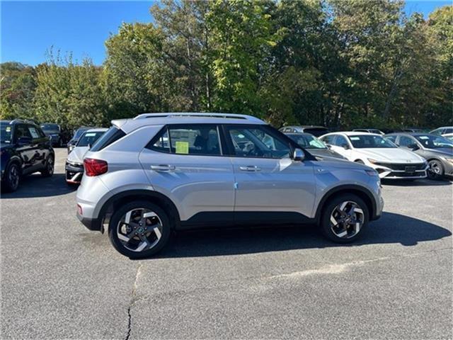 new 2025 Hyundai Venue car, priced at $22,678
