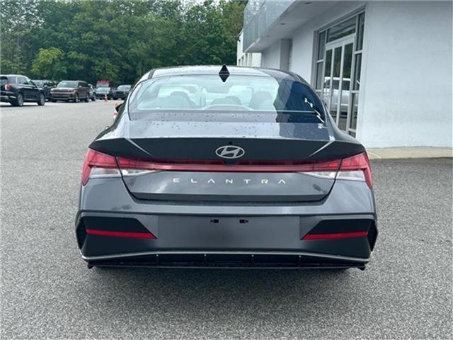 new 2025 Hyundai Elantra car, priced at $25,220