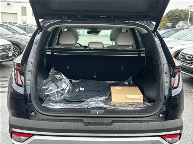 new 2025 Hyundai TUCSON Hybrid car, priced at $34,821