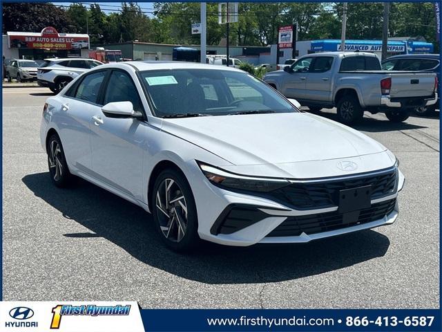 new 2025 Hyundai Elantra car, priced at $25,662