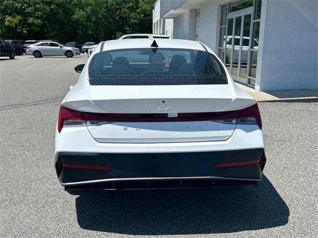 new 2025 Hyundai Elantra car, priced at $25,662