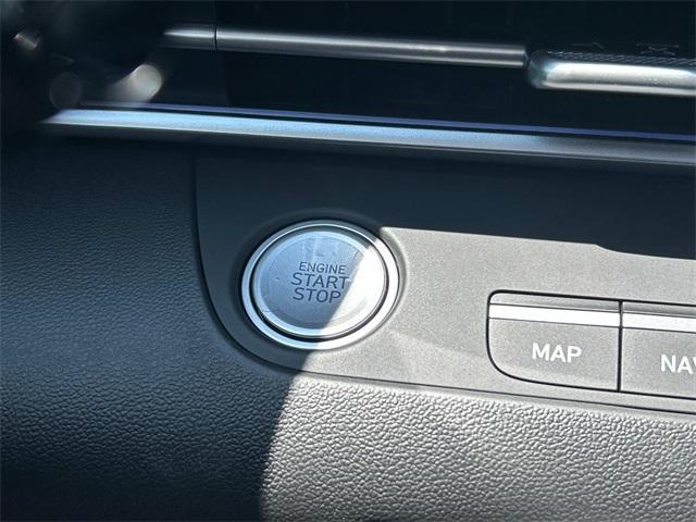 new 2025 Hyundai Elantra car, priced at $25,662