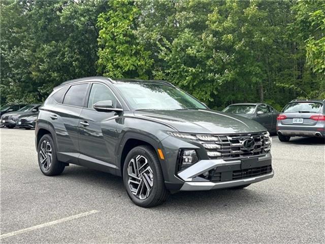 new 2025 Hyundai TUCSON Hybrid car, priced at $40,077