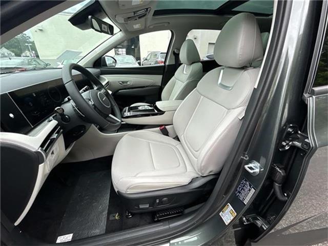 new 2025 Hyundai TUCSON Hybrid car, priced at $40,077