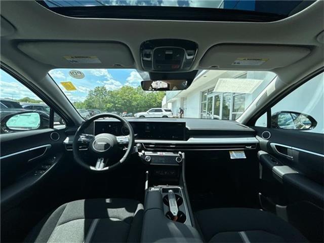 new 2025 Hyundai Sonata car, priced at $30,016