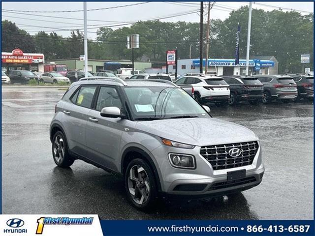 new 2025 Hyundai Venue car, priced at $22,468