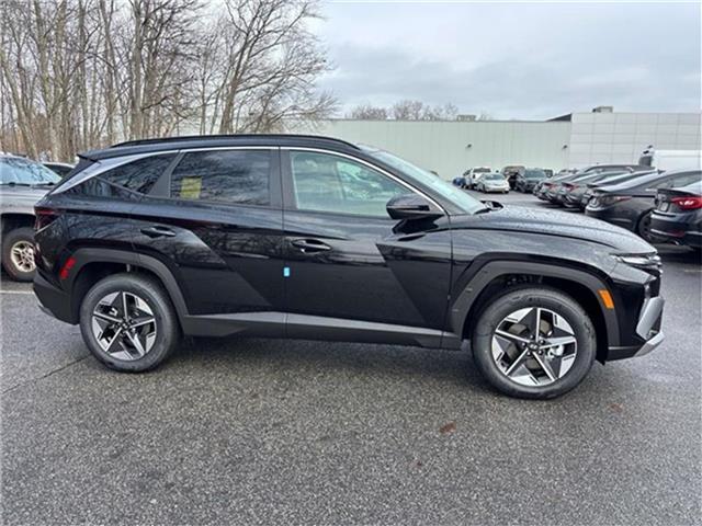 new 2025 Hyundai TUCSON Hybrid car, priced at $35,985