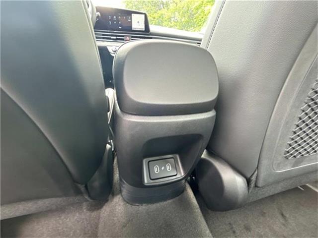 new 2025 Hyundai Elantra car, priced at $27,207