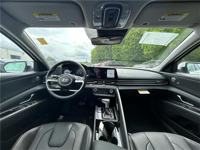 new 2025 Hyundai Elantra car, priced at $27,207