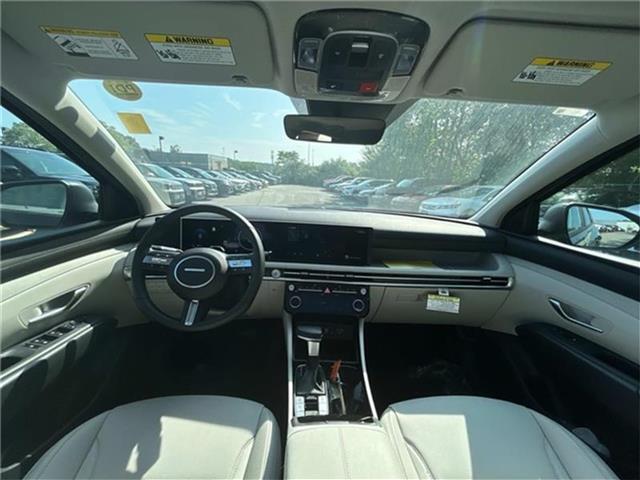 new 2025 Hyundai Tucson car, priced at $31,874
