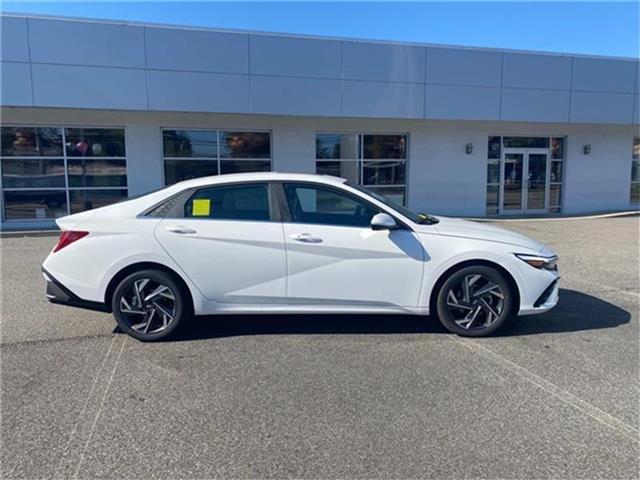 new 2025 Hyundai Elantra car, priced at $25,548