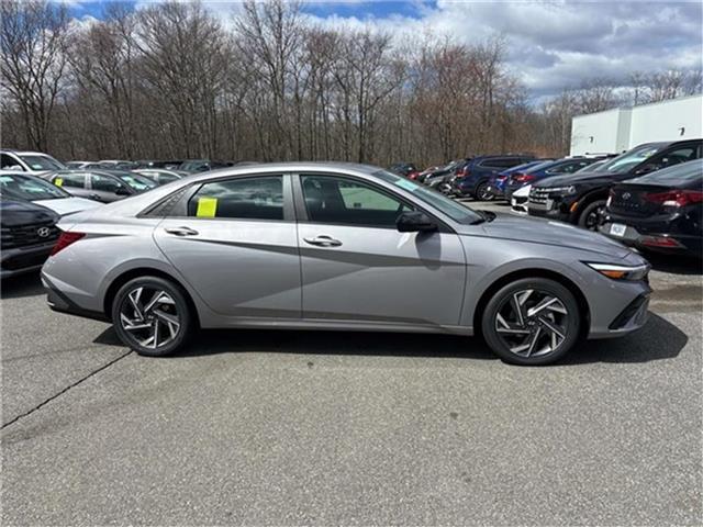 new 2025 Hyundai ELANTRA HEV car, priced at $28,026