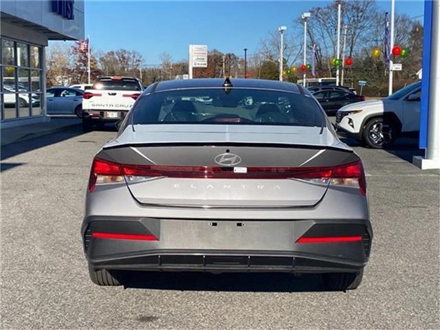 new 2025 Hyundai Elantra car, priced at $22,628