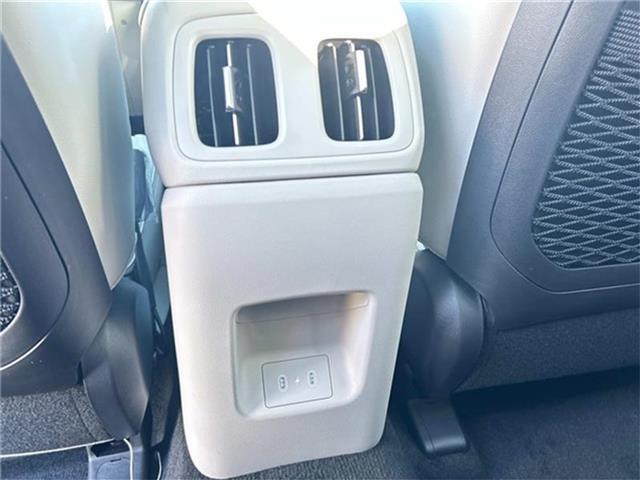 new 2025 Hyundai TUCSON Hybrid car, priced at $39,563