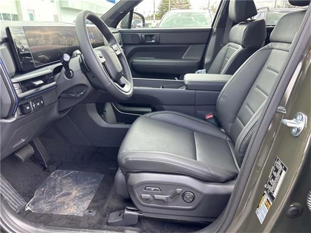 new 2025 Hyundai Santa Fe car, priced at $48,877
