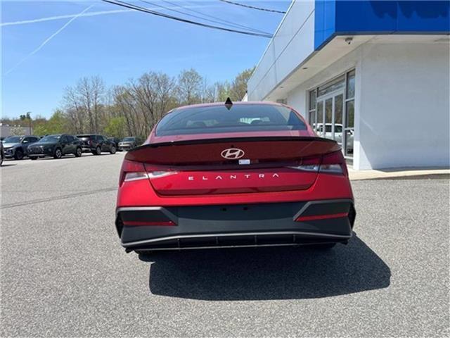 new 2025 Hyundai Elantra car, priced at $23,098