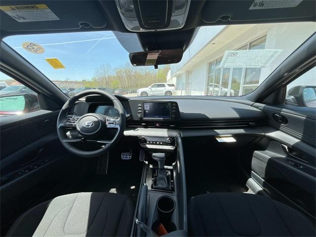 new 2025 Hyundai Elantra car, priced at $23,098