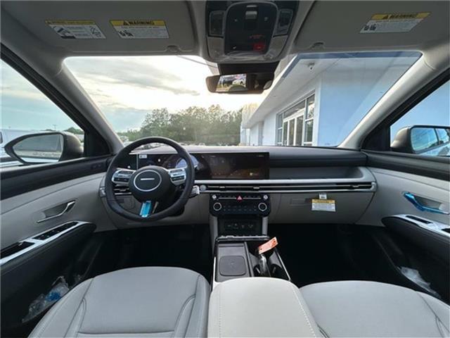 new 2025 Hyundai Tucson car, priced at $38,786