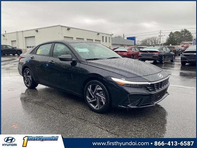 used 2025 Hyundai Elantra car, priced at $21,900