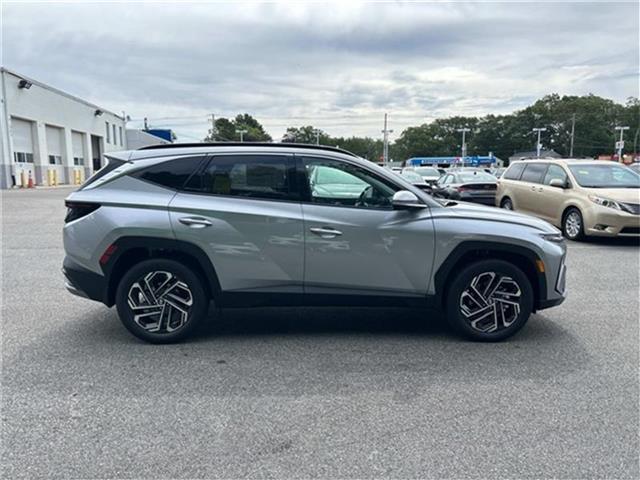 new 2025 Hyundai TUCSON Hybrid car, priced at $40,141