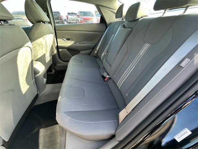 used 2025 Hyundai Elantra car