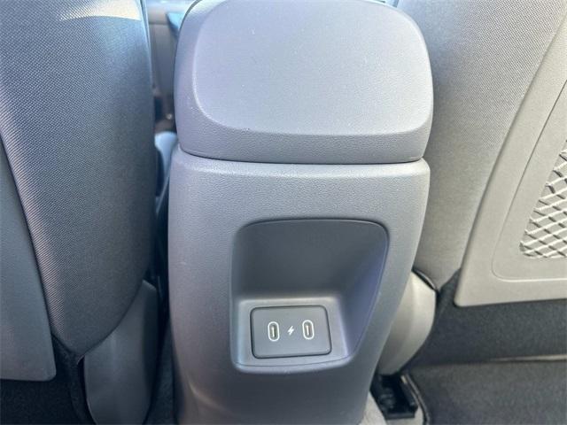 used 2025 Hyundai Elantra car