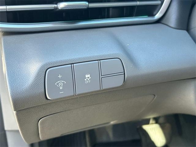 used 2025 Hyundai Elantra car