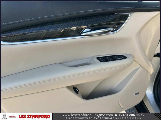 used 2017 Cadillac XT5 car