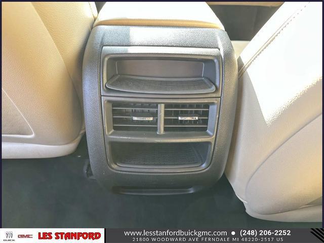 used 2017 Cadillac XT5 car