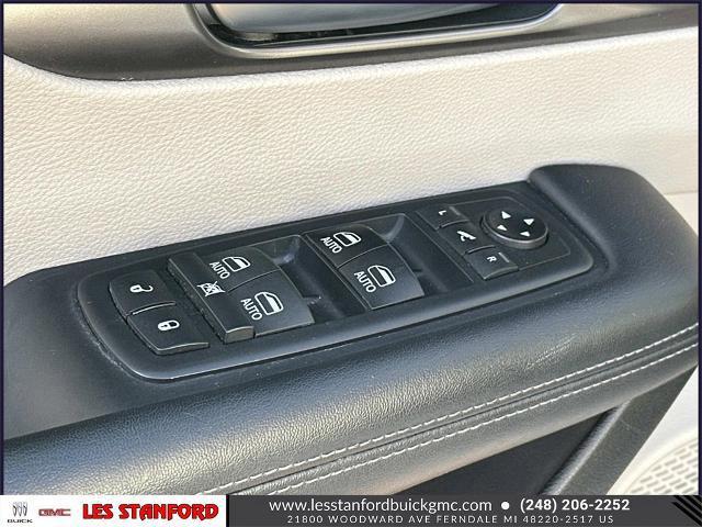 used 2018 Chrysler Pacifica car, priced at $18,889