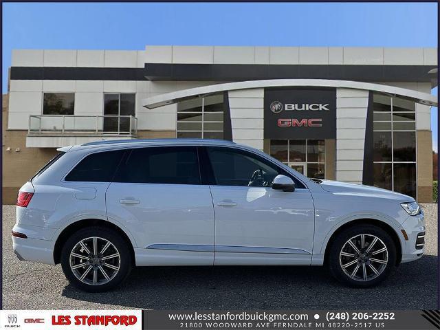 used 2018 Audi Q7 car, priced at $16,000