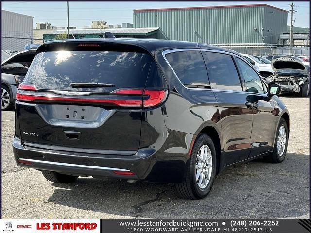 used 2023 Chrysler Pacifica car, priced at $24,500