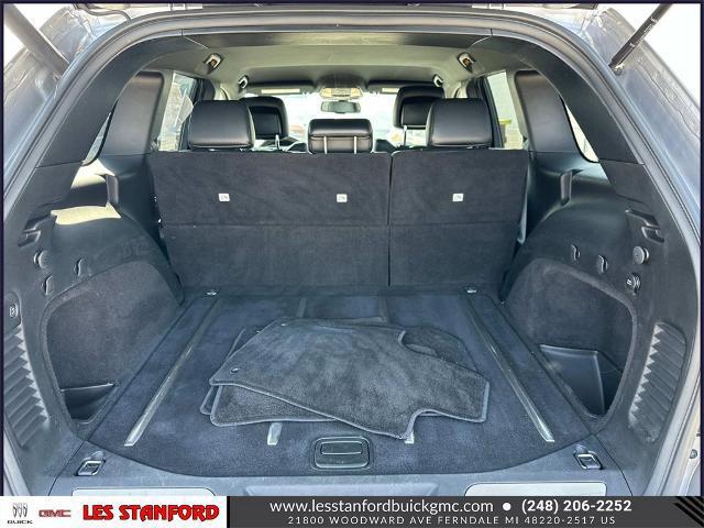 used 2015 Jeep Grand Cherokee car, priced at $13,635