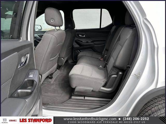 used 2023 Chevrolet Traverse car, priced at $26,325