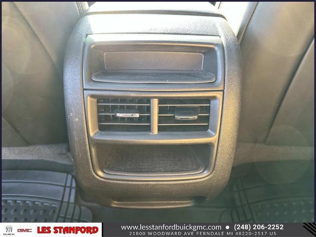 used 2023 Cadillac XT5 car, priced at $30,995