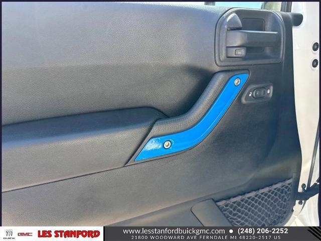 used 2015 Jeep Wrangler Unlimited car, priced at $18,295