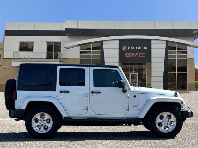 used 2015 Jeep Wrangler Unlimited car, priced at $18,295
