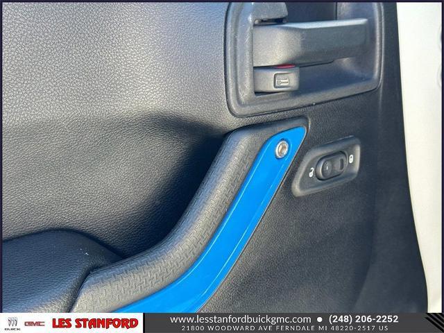 used 2015 Jeep Wrangler Unlimited car, priced at $18,295