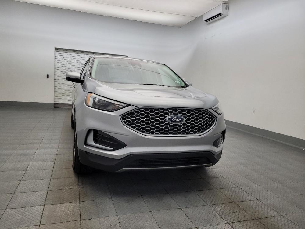 used 2024 Ford Edge car, priced at $22,495
