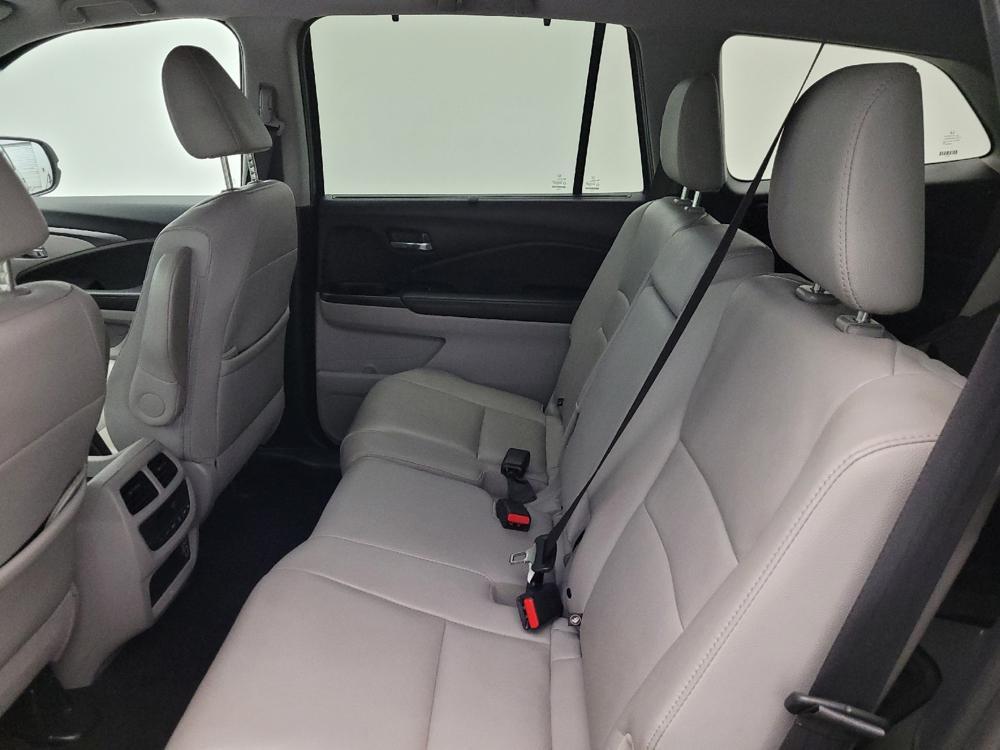 used 2022 Honda Pilot car, priced at $20,795