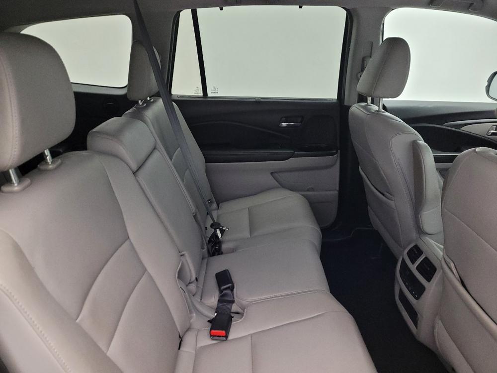 used 2022 Honda Pilot car, priced at $20,795